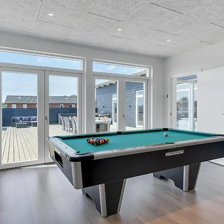 Feriehus Stunning In With Sauna *